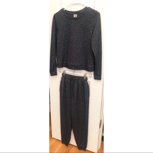 ASOS Matching Set (Loungewear) - Picture 9 of 11